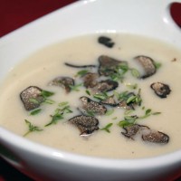 Getrüffelte Selleriesuppe