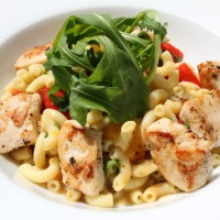Fruchtiger Pastasalat