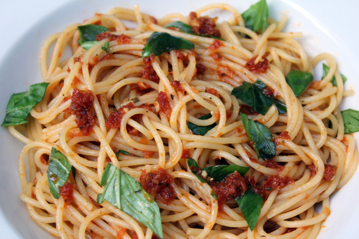 Spaghetti Pesto Rosso