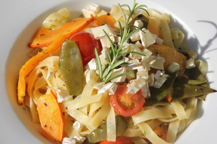Tagliatelle mit gegrilltem Kürbis